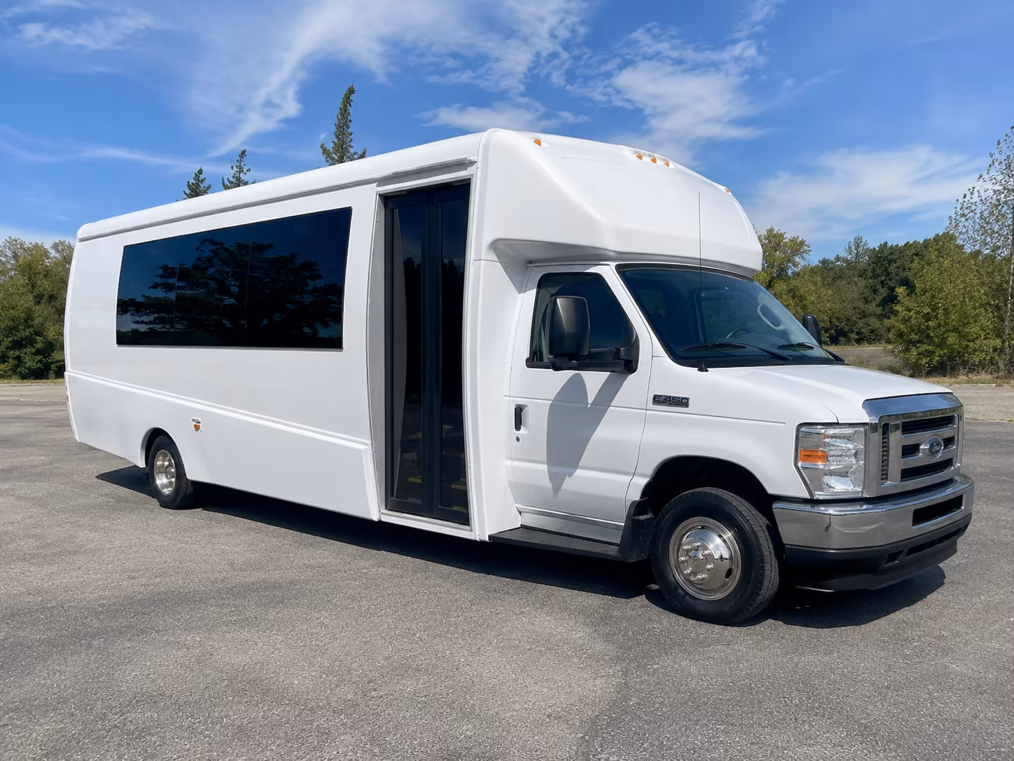 Kansas City Bachelor & Bachelorette Transportation