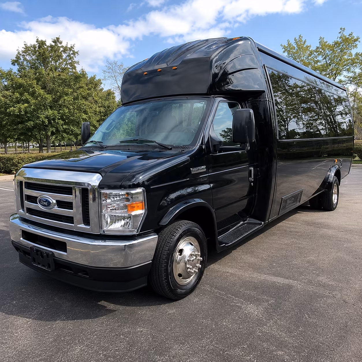 Kansas City Concert & Music Festival Transportation party bus exterior