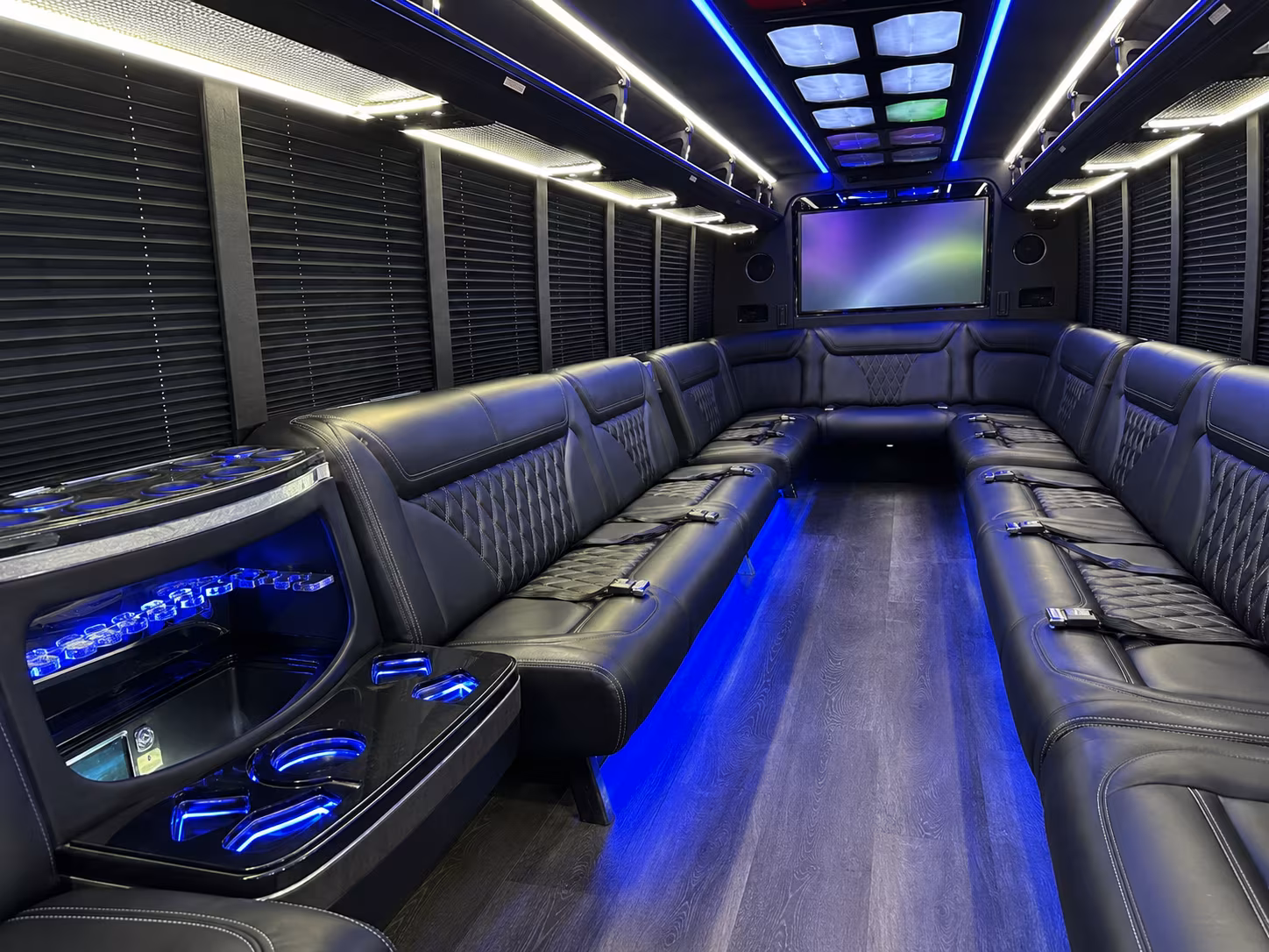 Kansas City Homecoming & Prom Party Bus Rentals