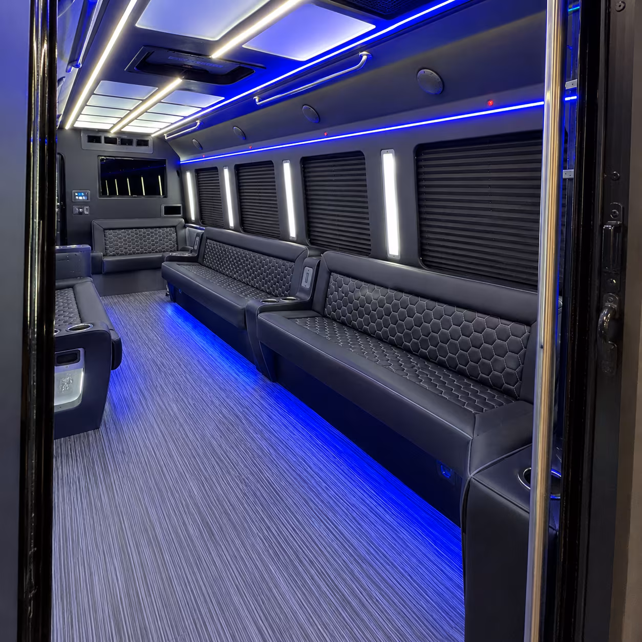 Kansas City Winery Tour & Pub Crawl Transportation party bus exterior