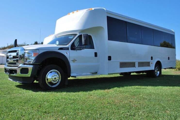 Manhattan 15-35 Passenger Minibuses