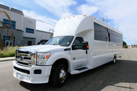 Manhattan 25 Passenger Limo bus